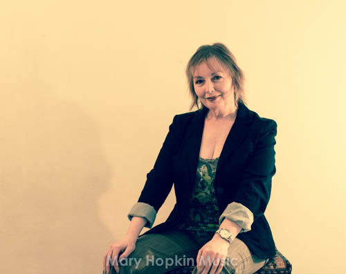 Mary Hopkin, You Look Familiar photoshoot, by Morgan Visconti